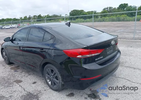 2017 Hyundai Elantra Se z USA, uszkodzony, nr VIN 5NPD84LF1HH087486